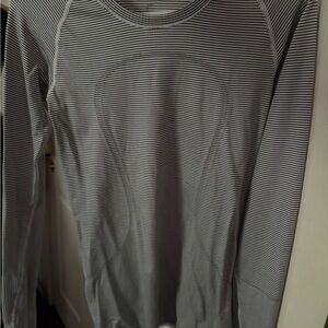 Striped Gray Women’s Lululemon Swiftly tech version 1